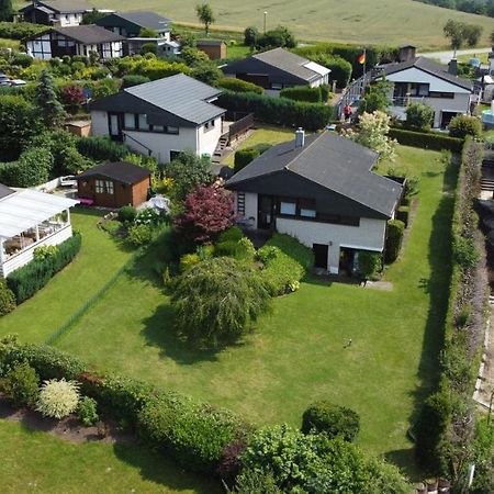 Haus Am Hennesee เมสเชอเดอ ภายนอก รูปภาพ